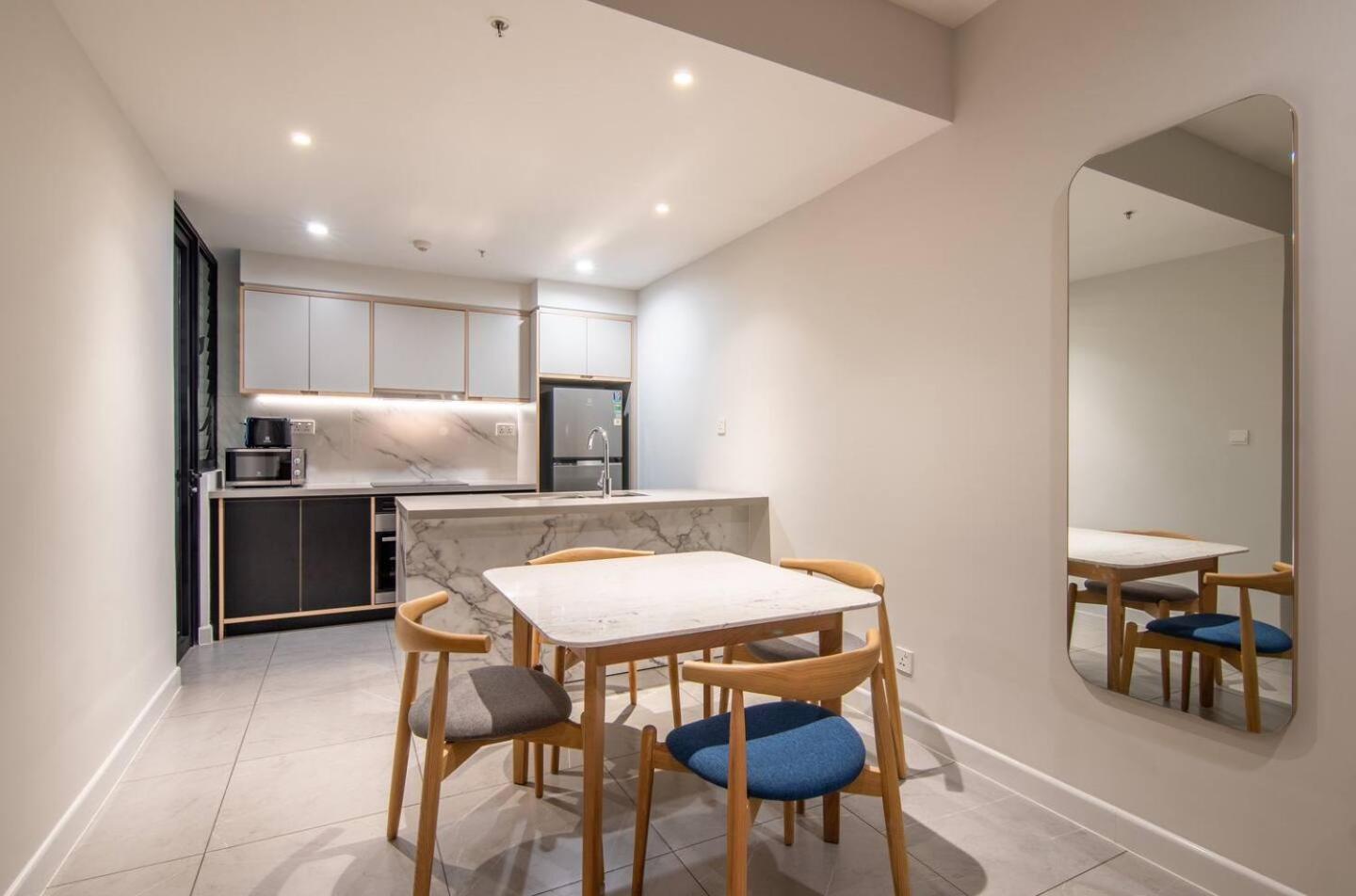 Luxury 2 Or 3Br Apartment In Dist 1 N Pool, Gym, Airport Pickup Ho Chi Minh-stad Buitenkant foto