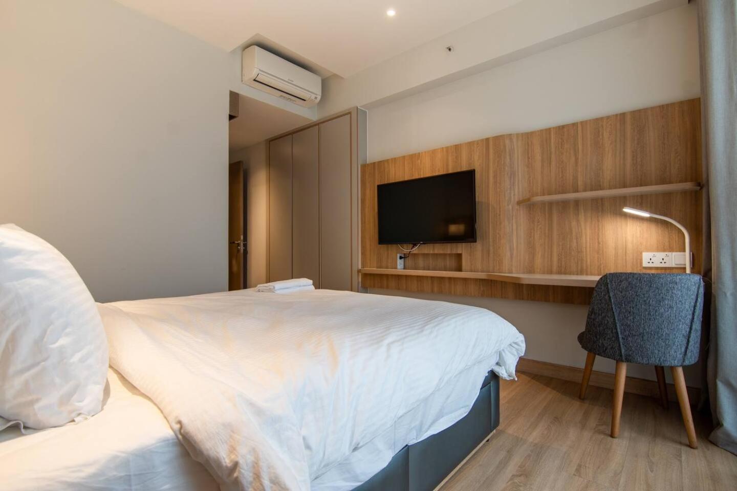 Luxury 2 Or 3Br Apartment In Dist 1 N Pool, Gym, Airport Pickup Ho Chi Minh-stad Buitenkant foto
