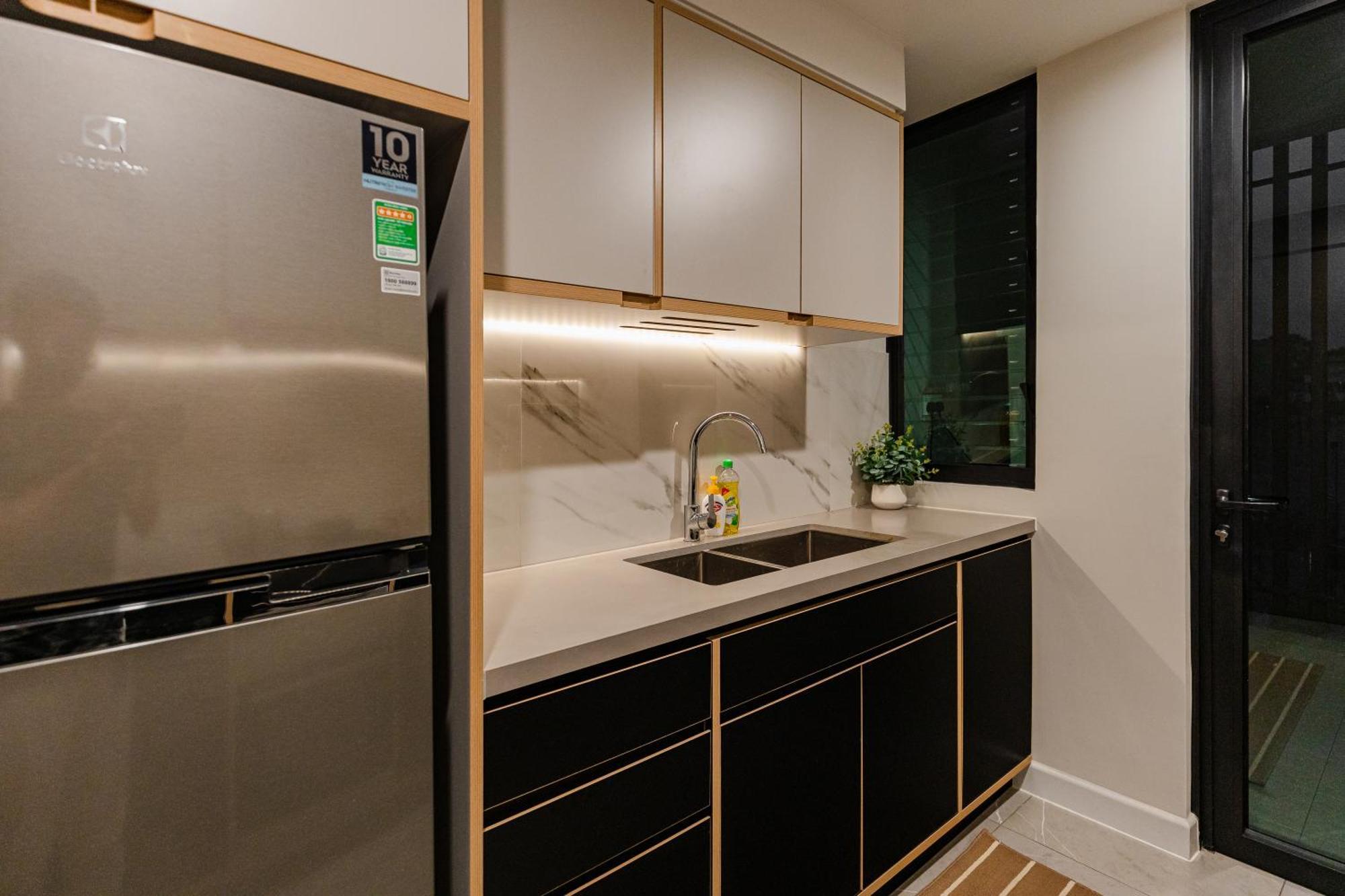 Luxury 2 Or 3Br Apartment In Dist 1 N Pool, Gym, Airport Pickup Ho Chi Minh-stad Buitenkant foto