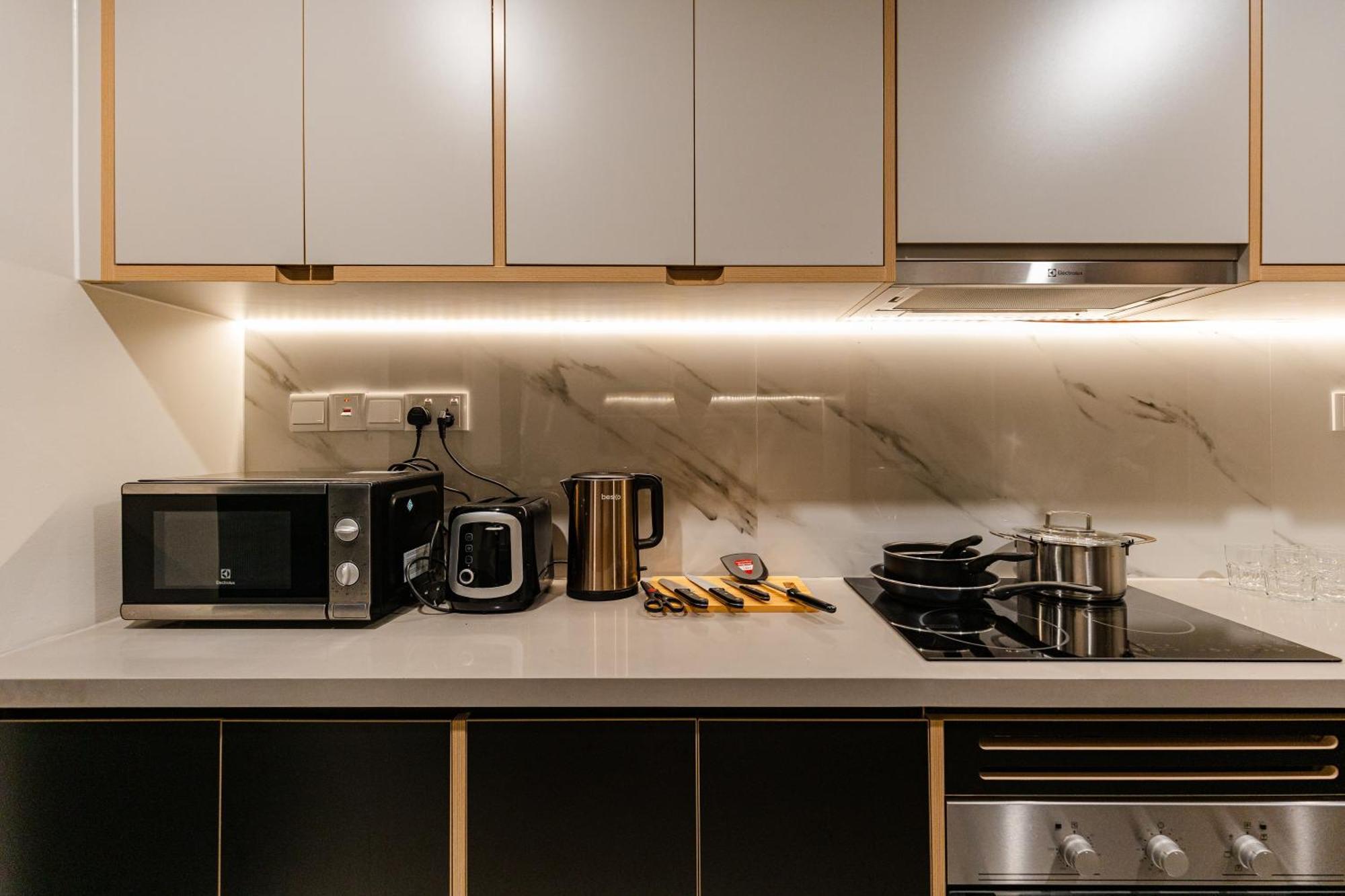 Luxury 2 Or 3Br Apartment In Dist 1 N Pool, Gym, Airport Pickup Ho Chi Minh-stad Buitenkant foto
